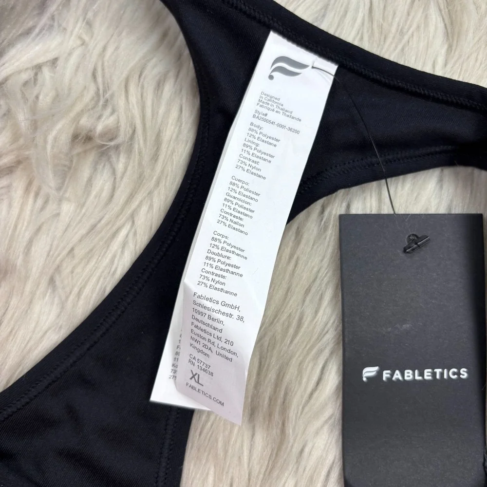 NWT Fabletics Women's XL Black Essential Medium Impact Sports Bra Racerback - Picture 2 of 3